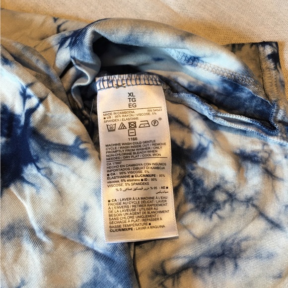 Tie Dyed T-shirt - Picture 2 of 2